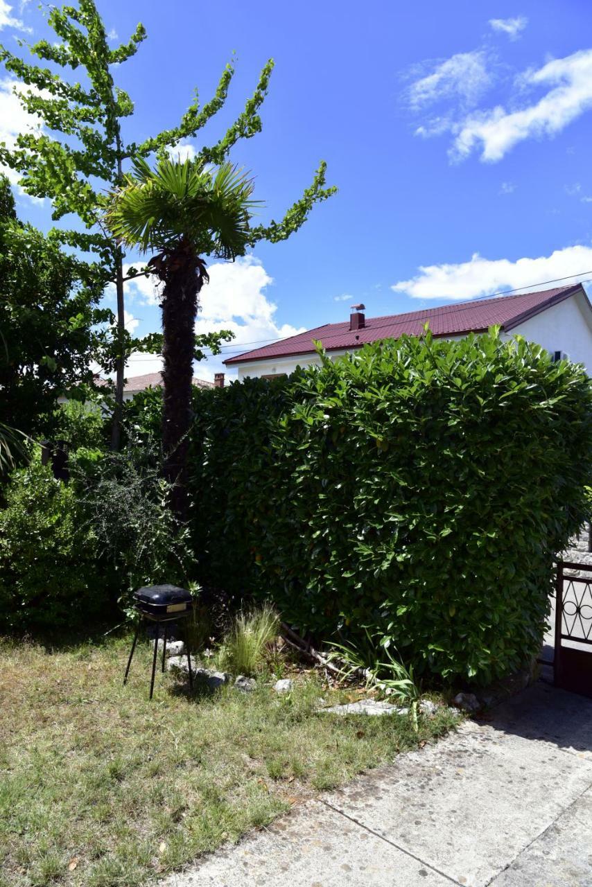 Apartment Palm Tree Малинська Екстер'єр фото